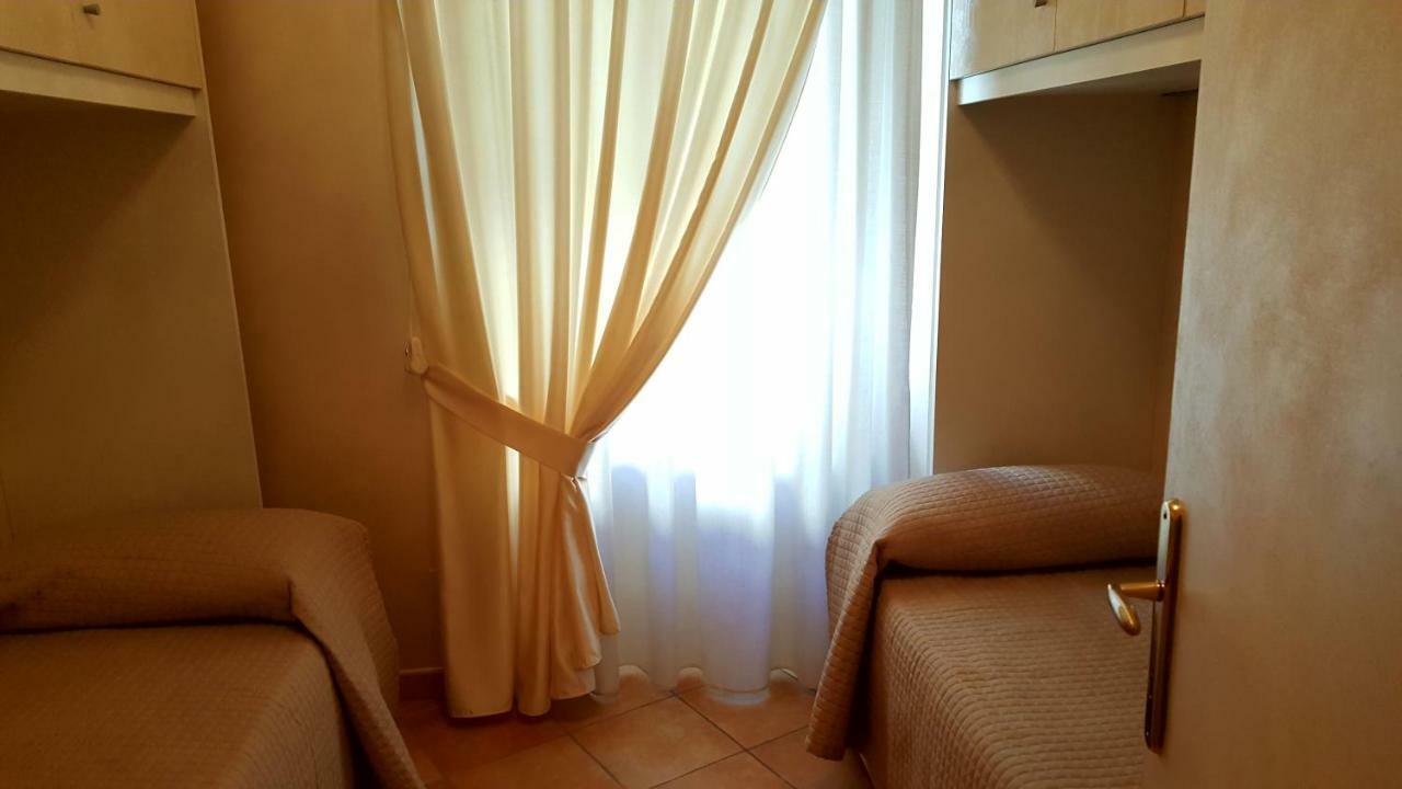 Ivana Sweet House Desenzano del Garda Exterior foto